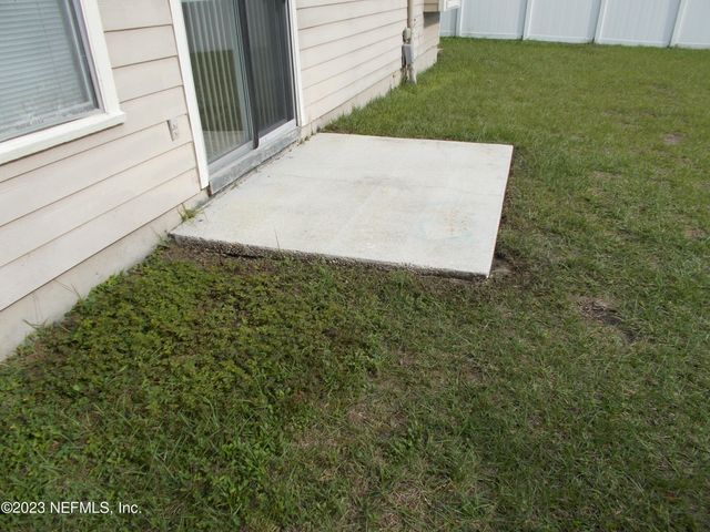 2531 TOWNSQUARE Drive, Jacksonville, FL 32216