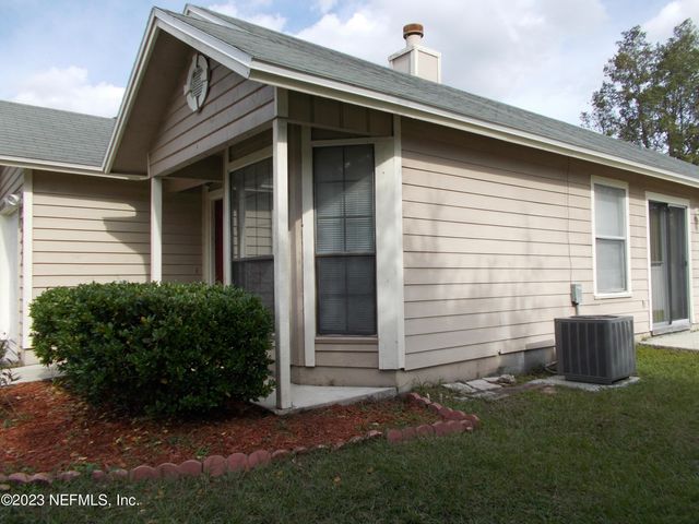 2531 TOWNSQUARE Drive, Jacksonville, FL 32216