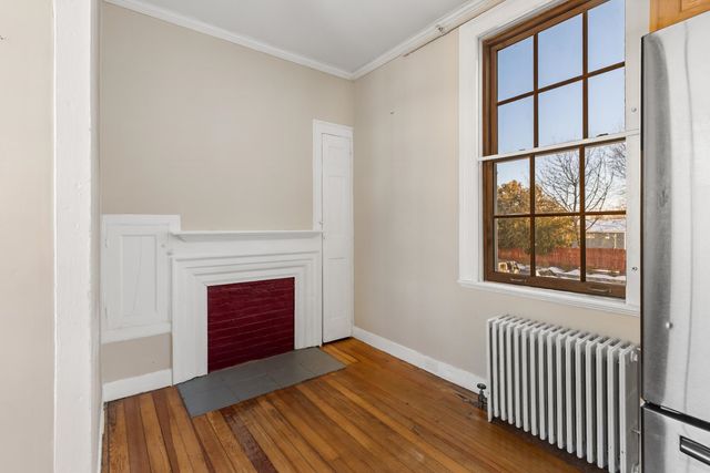 525 Maplewood Ave Apt 9, Portsmouth, NH 03801