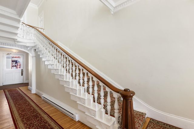 525 Maplewood Ave Apt 9, Portsmouth, NH 03801