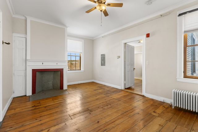 525 Maplewood Ave Apt 9, Portsmouth, NH 03801