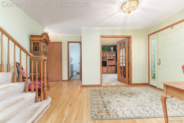 20216 Ellen Drive, Livonia, MI 48152
