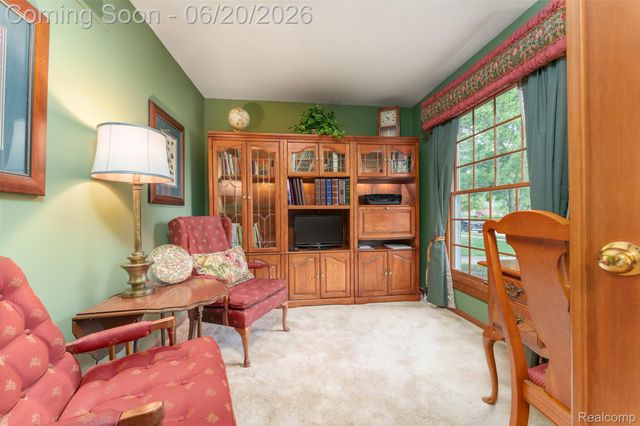 20216 Ellen Drive, Livonia, MI 48152