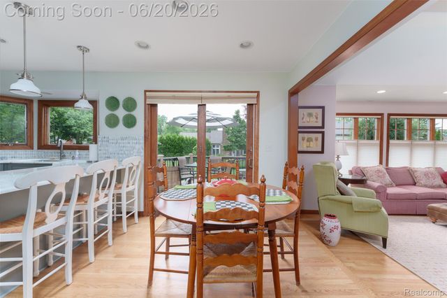 20216 Ellen Drive, Livonia, MI 48152