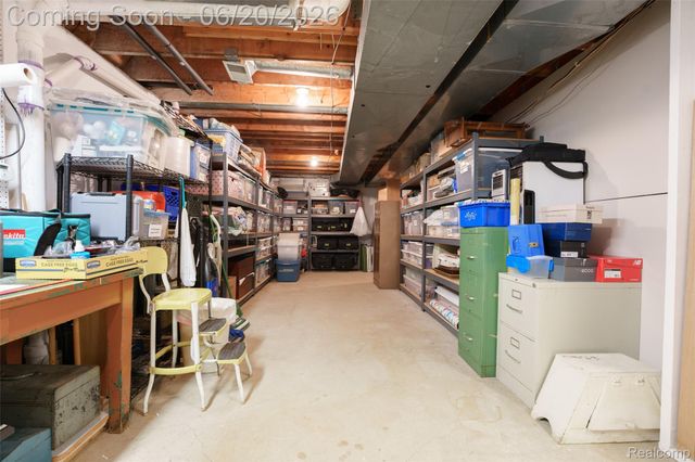 20216 Ellen Drive, Livonia, MI 48152