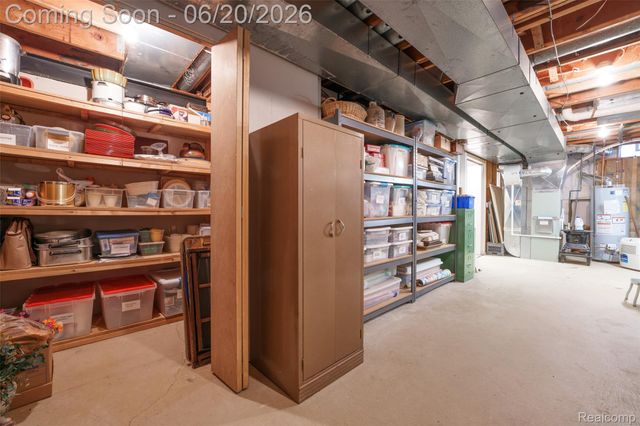 20216 Ellen Drive, Livonia, MI 48152