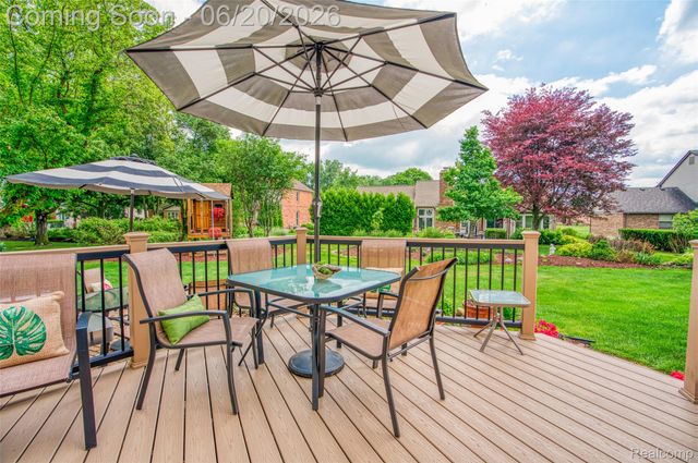 20216 Ellen Drive, Livonia, MI 48152