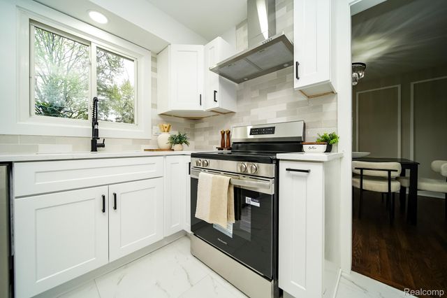 4156 McCandlish Road, Grand Blanc Charter Township, MI 48439