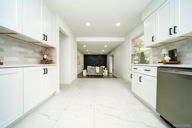 4156 McCandlish Road, Grand Blanc Charter Township, MI 48439