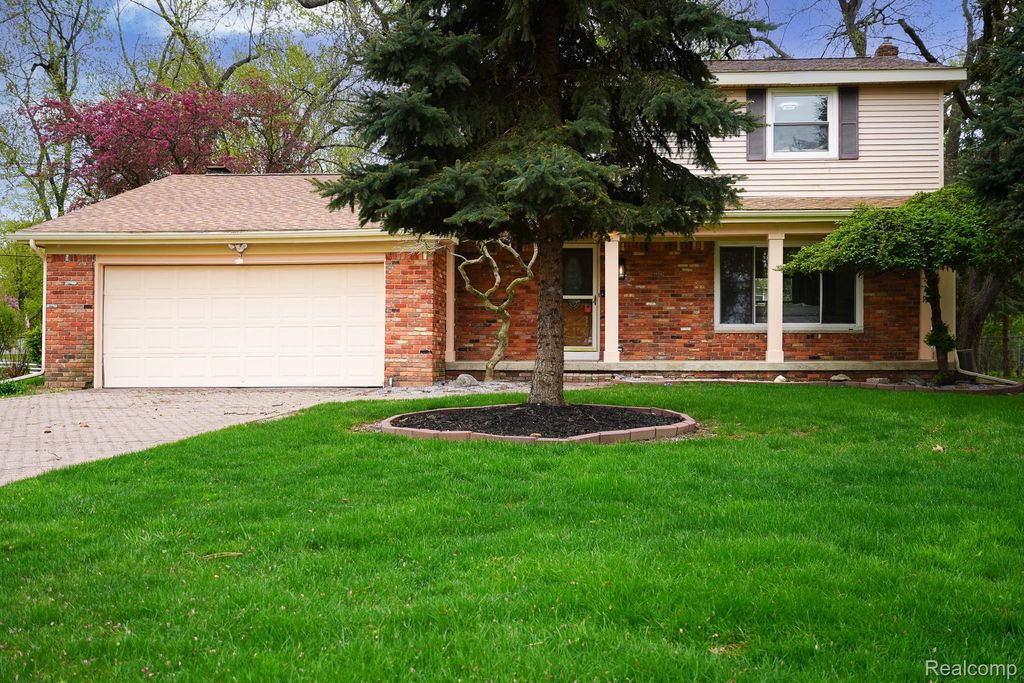 4156 McCandlish Road, Grand Blanc Charter Township, MI 48439