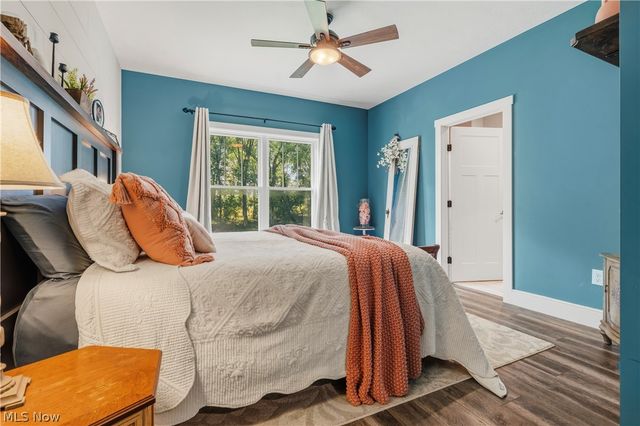 3098 Huntcliffe Road NE, Canton, OH 44721