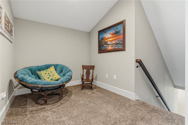 3098 Huntcliffe Road NE, Canton, OH 44721