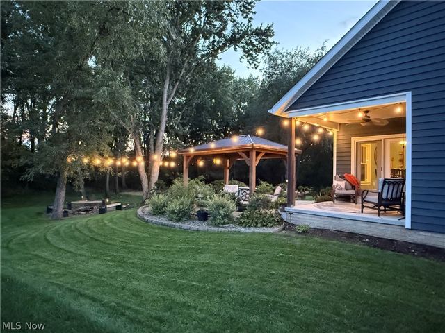 3098 Huntcliffe Road NE, Canton, OH 44721