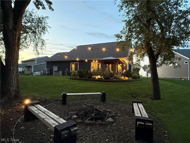 3098 Huntcliffe Road NE, Canton, OH 44721