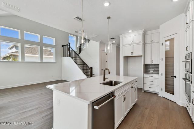 5718 CANOPY ROW Street, Jacksonville, FL 32224