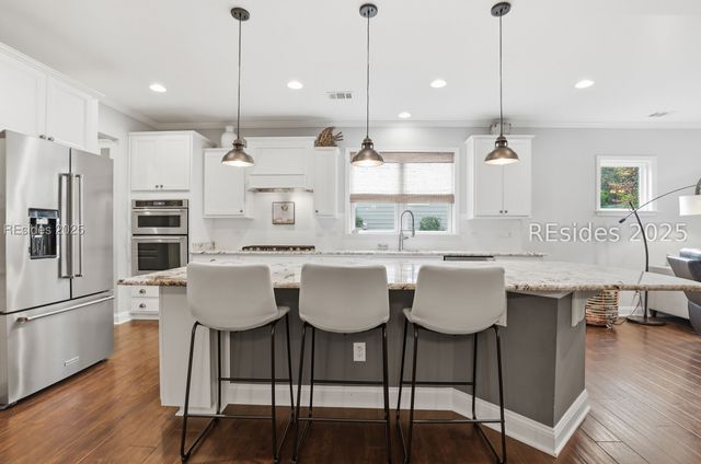 25 Weeping Willow Dr, Bluffton, SC 29910