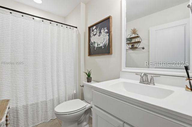 25 Weeping Willow Dr, Bluffton, SC 29910