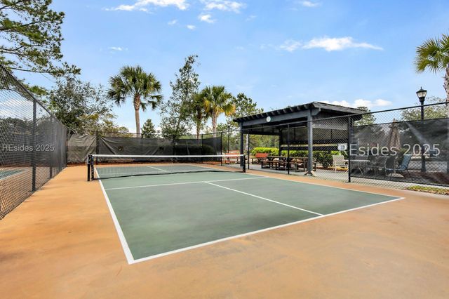 25 Weeping Willow Dr, Bluffton, SC 29910