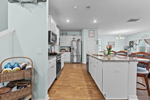 126 Sunray Lane, Summerville, SC 29486