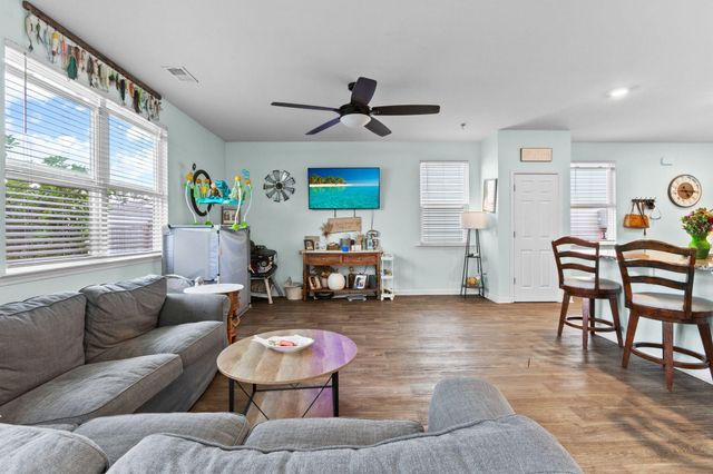 126 Sunray Lane, Summerville, SC 29486