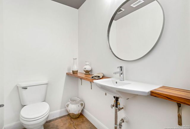 831 S Flores St Ste 2201, San Antonio, TX 78204