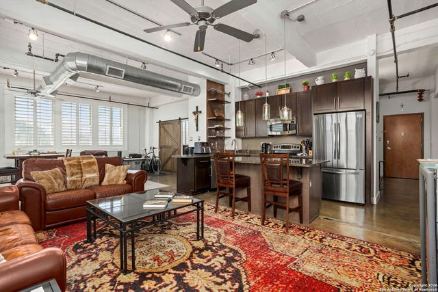 831 S Flores St Ste 2201, San Antonio, TX 78204