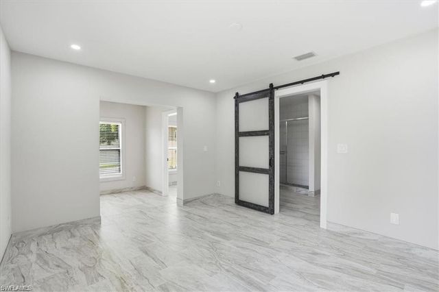 10225 Boca CIR, Naples, FL 34109