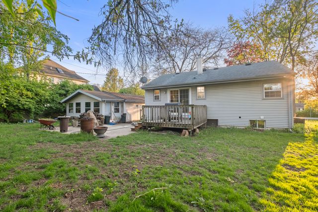 5007 Kingston Avenue, Lisle, IL 60532