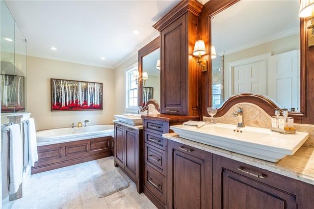 950 Heritage Hills, Decatur, GA 30033