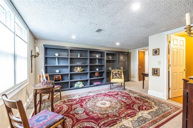 950 Heritage Hills, Decatur, GA 30033