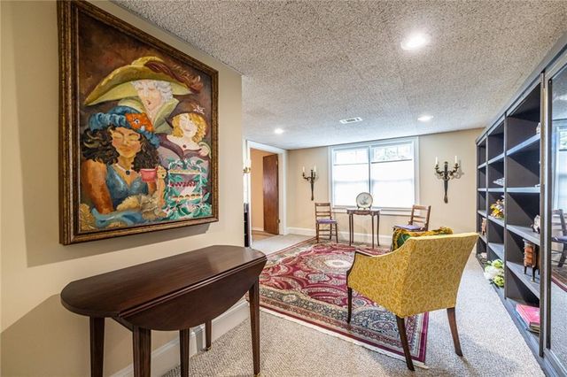 950 Heritage Hills, Decatur, GA 30033