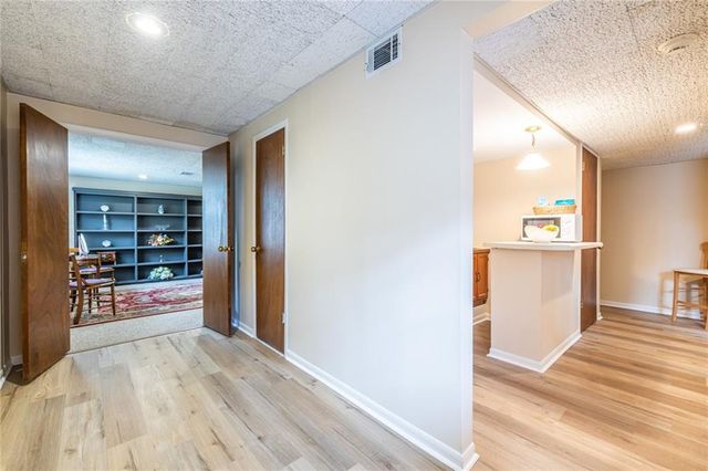 950 Heritage Hills, Decatur, GA 30033