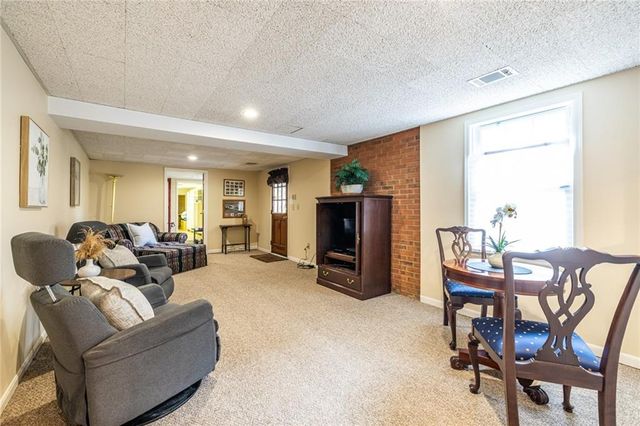 950 Heritage Hills, Decatur, GA 30033