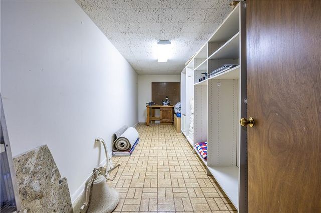 950 Heritage Hills, Decatur, GA 30033