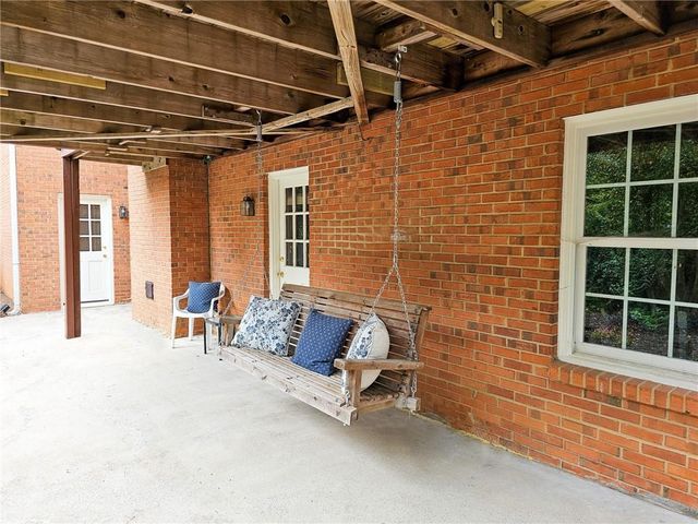 950 Heritage Hills, Decatur, GA 30033