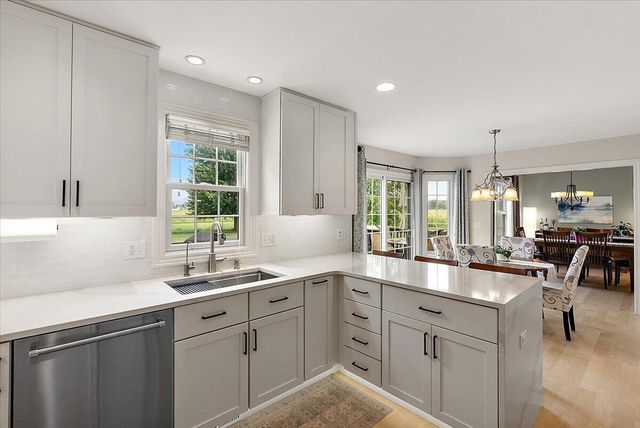 6191 Dreamcatcher Road, Stevensville, MI 49127