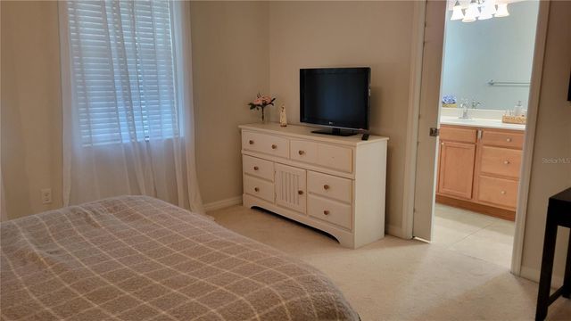 3740 82ND AVENUE CIRCLE E 102, Sarasota, FL 34243