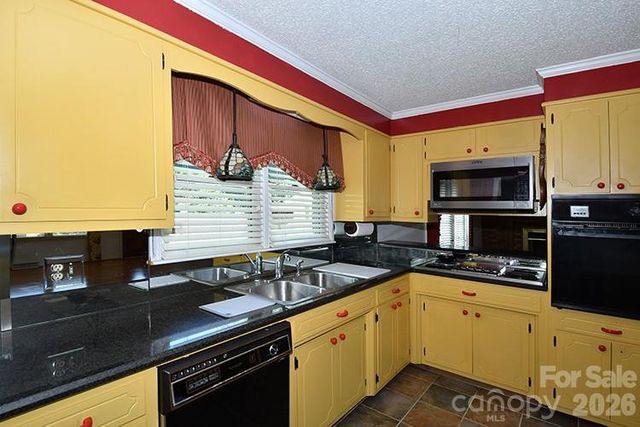 2525 Teague Street, Lincolnton, NC 28092