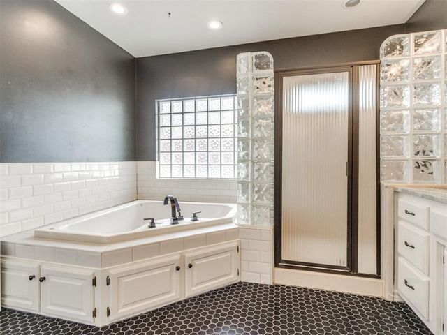 10125 Millspaugh Way, Yukon, OK 73099