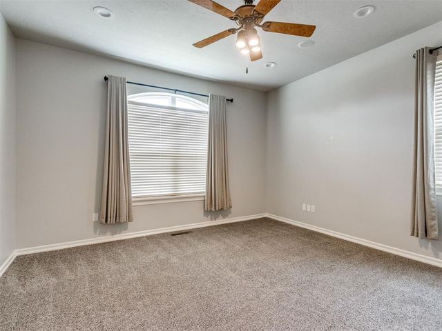 10125 Millspaugh Way, Yukon, OK 73099