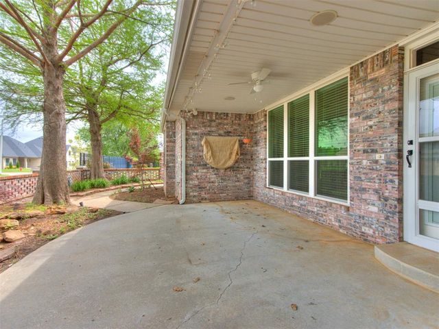 10125 Millspaugh Way, Yukon, OK 73099