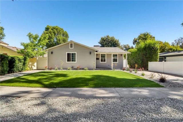 21235 Lopez Street, Woodland Hills, CA 91364