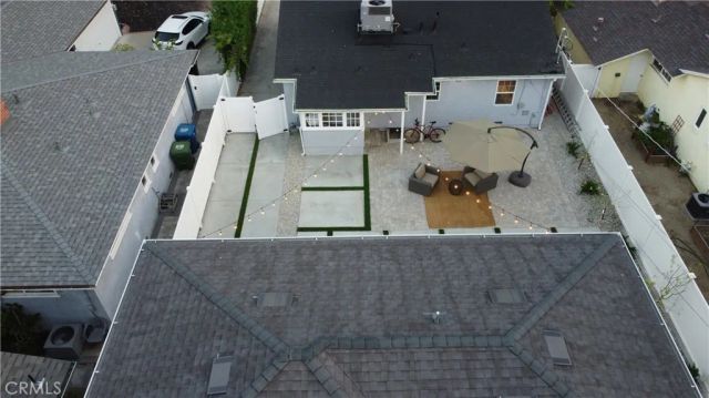 21235 Lopez Street, Woodland Hills, CA 91364