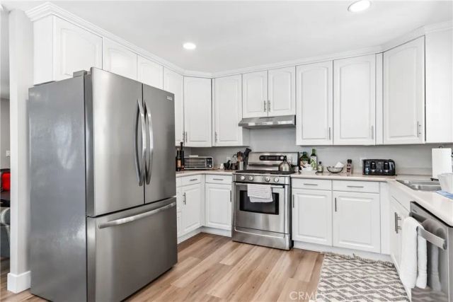 21235 Lopez Street, Woodland Hills, CA 91364