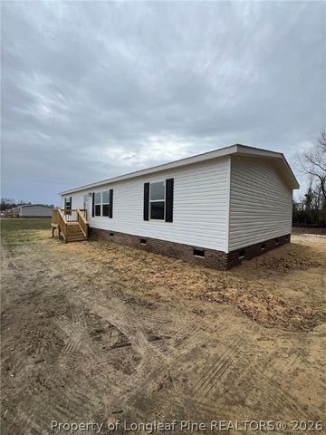 9640 S Chicken Road, Fairmont, NC 28340