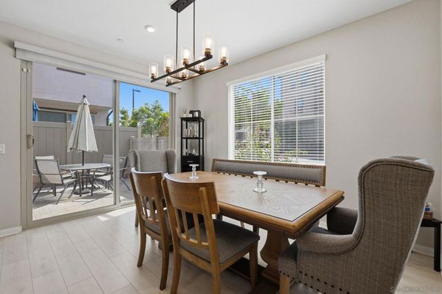 1700 Valley Oak Way, Oceanside, CA 92056
