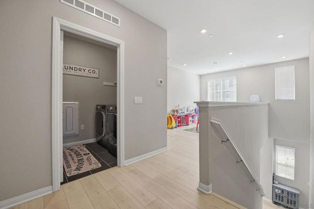 1700 Valley Oak Way, Oceanside, CA 92056