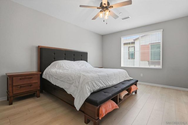 1700 Valley Oak Way, Oceanside, CA 92056