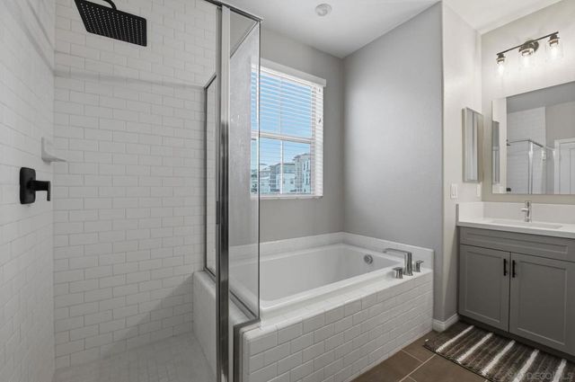 1700 Valley Oak Way, Oceanside, CA 92056