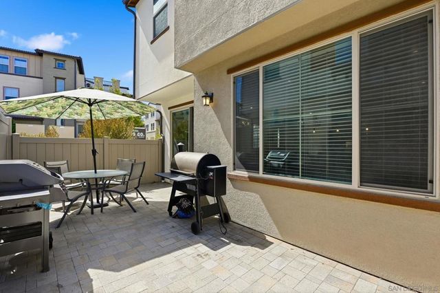 1700 Valley Oak Way, Oceanside, CA 92056
